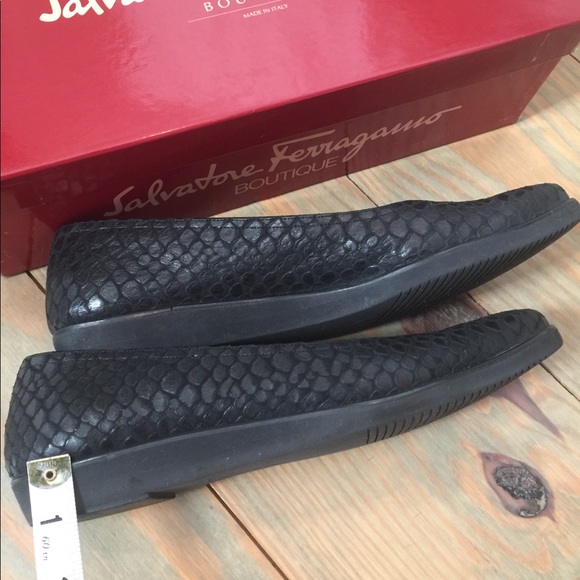 Salvatore Ferragamo snake print flats - Picture 7 of 7